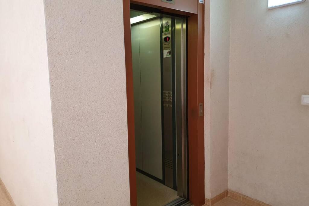 Linmarko Apartamento En Centro De Torrevieja Exteriér fotografie